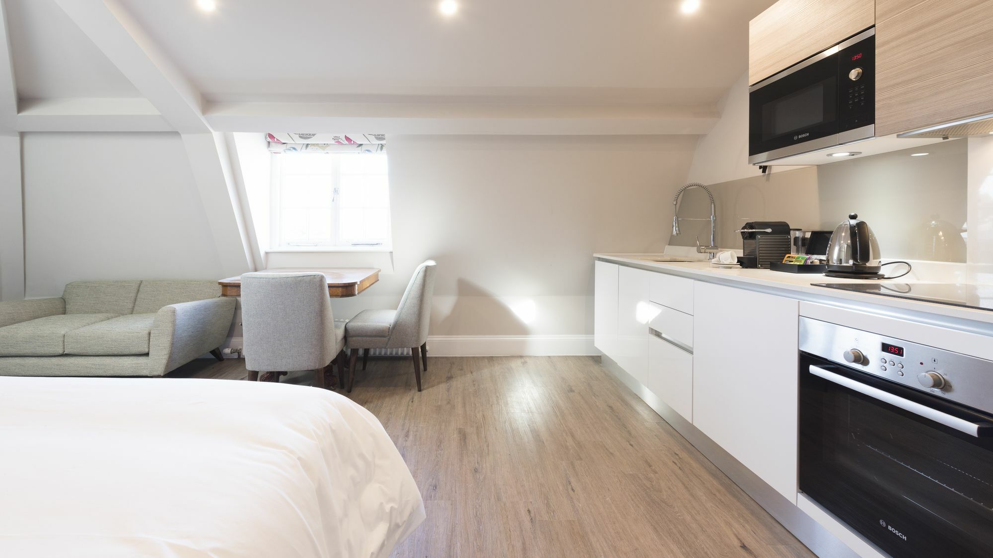 Beech House Apartment บริสตอล ภายนอก รูปภาพ