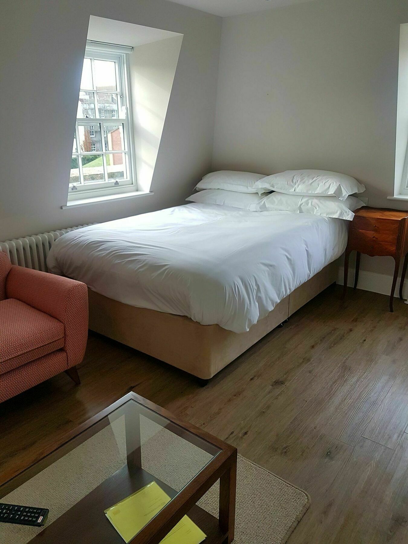 Beech House Apartment บริสตอล ภายนอก รูปภาพ